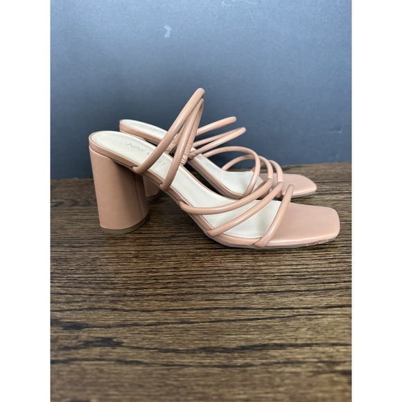 Nine West Shoes - Women's Shoes Size 9.5 M Nine West Nude Open Toe Chunky Block Heel‎ Sandal